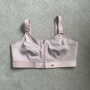 SHEFIT Sports Bra Light Pink Supportive Athletic Women's Size 5Luxe